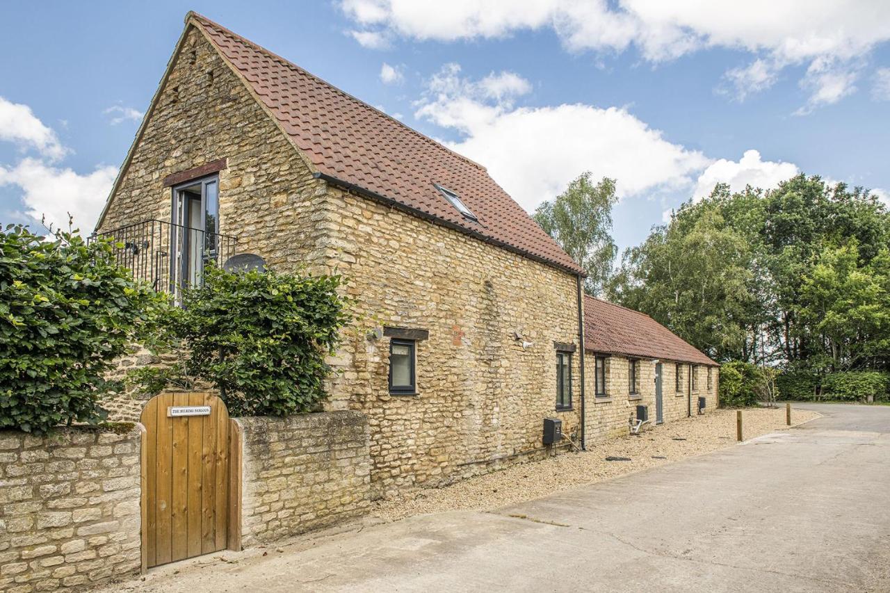 The Milking Parlour Villa Malmesbury Bagian luar foto